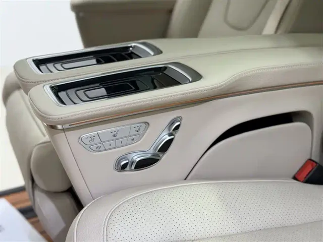 Mercedes-Benz V-Class — Фото автомобиля 17