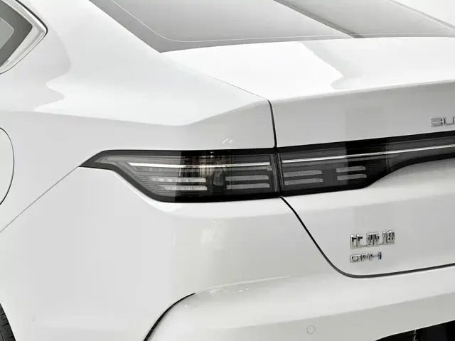 BYD Destroyer 05 — Фото автомобиля 27