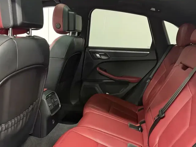 Porsche Macan — Фото автомобиля 9