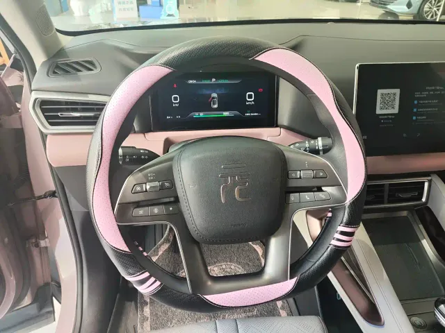 BYD Yuan UP — Фото автомобиля 11