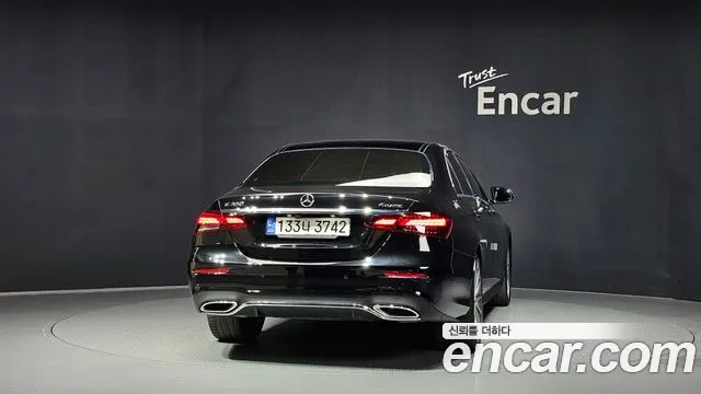 Mercedes-Benz E-Class W213 — Фото автомобиля 4