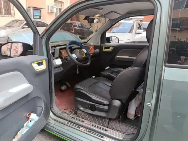 Wuling Hongguang Mini EV — Фото автомобиля 13