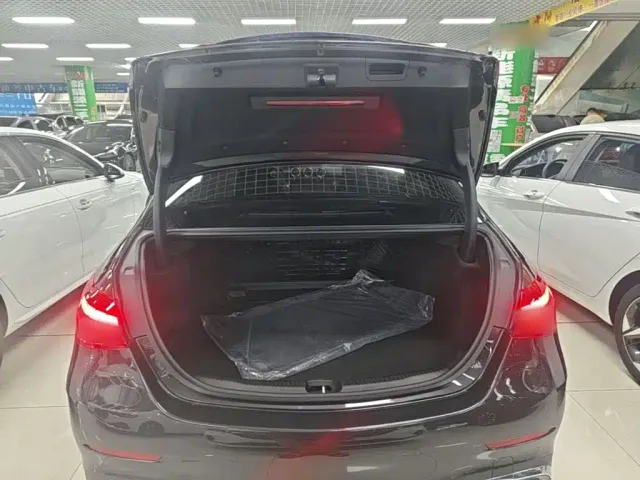 Mercedes-Benz C-Class — Фото автомобиля 18