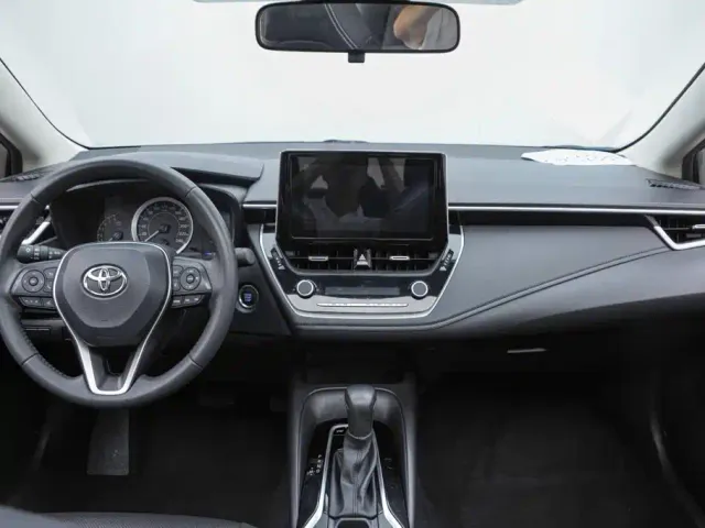 Toyota Corolla — Фото автомобиля 8