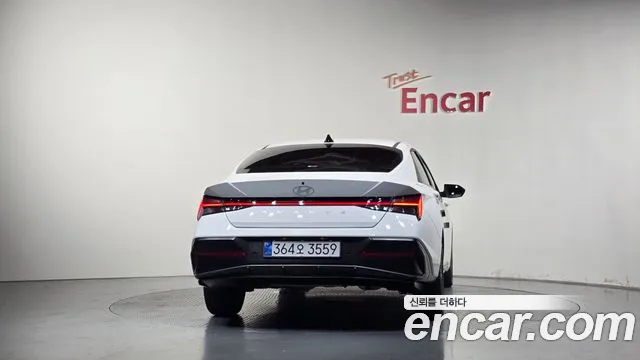 Hyundai Avante CN7 — Фото автомобиля 4