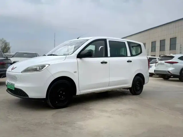 Wuling Hongguang — Фото автомобиля 2