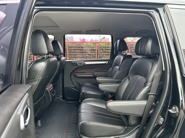 GAC Trumpchi M6 — Фото автомобиля 7