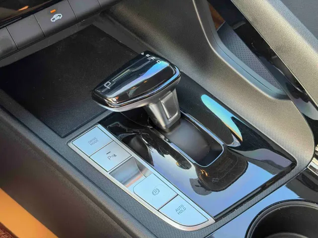 Hyundai Elantra — Фото автомобиля 16