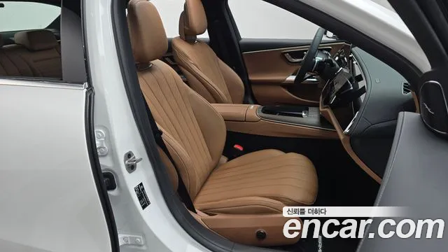Mercedes-Benz E-Class W214 — Фото автомобиля 26