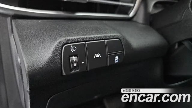 Hyundai AVANTE Avante (CN7) — Фото автомобиля 18