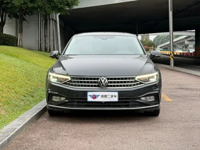 Volkswagen Magotan — Фото автомобиля 2