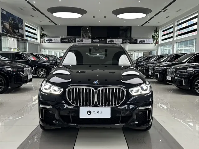BMW X5 — Фото автомобиля 2