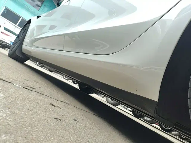 Tesla Model 3 — Фото автомобиля 21