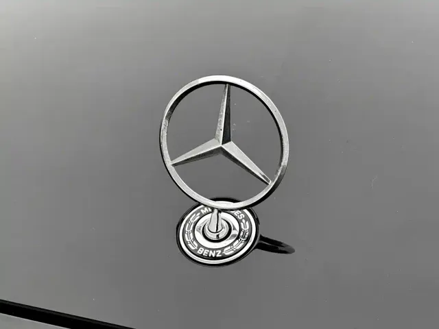Mercedes-Benz E-Class — Фото автомобиля 9