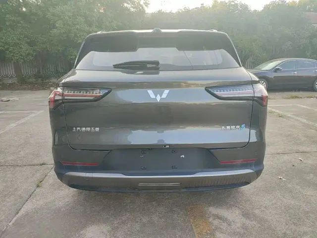 Wuling Starlight S — Фото автомобиля 5