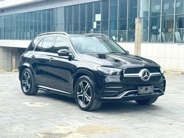 Mercedes-Benz GLE-Class — Фото автомобиля 3