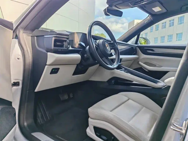 Porsche Macan EV — Фото автомобиля 5