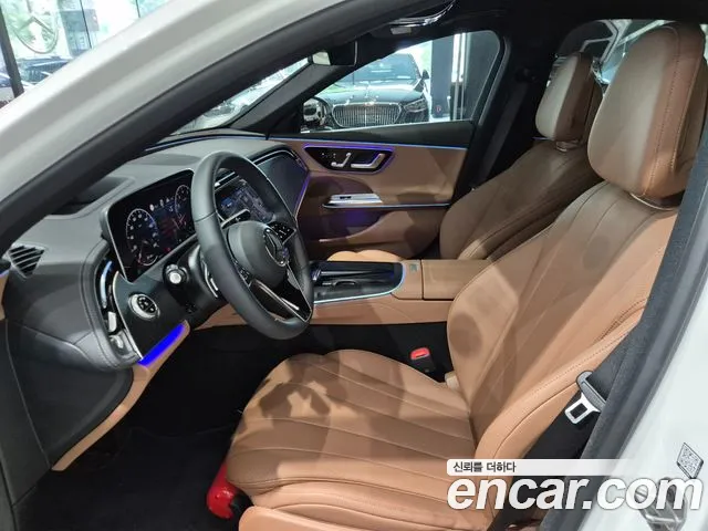 Mercedes-Benz E-Class — Фото автомобиля 10