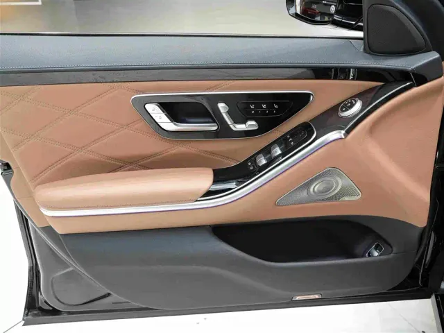 Mercedes-Benz Maybach S-Class — Фото автомобиля 17