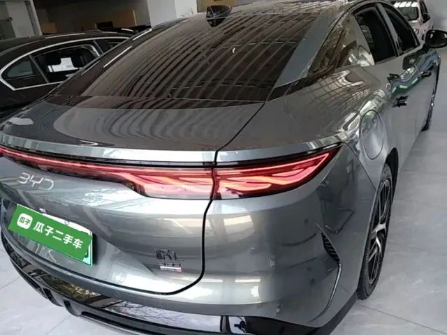 BYD Han L — Фото автомобиля 5