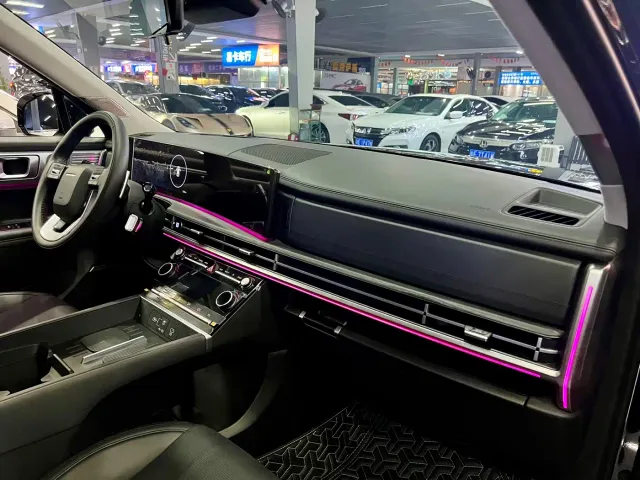 Hyundai Santa Fe — Фото автомобиля 12