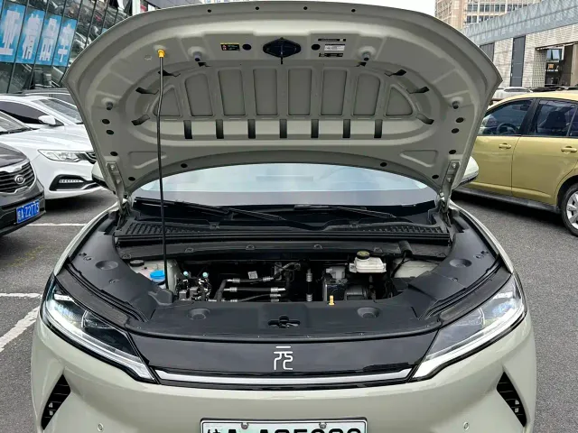 BYD Yuan UP — Фото автомобиля 12