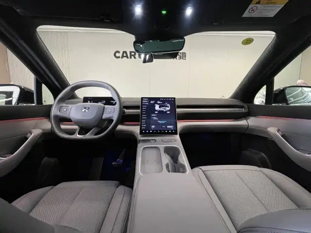 Nio EC6 — Фото автомобиля 13