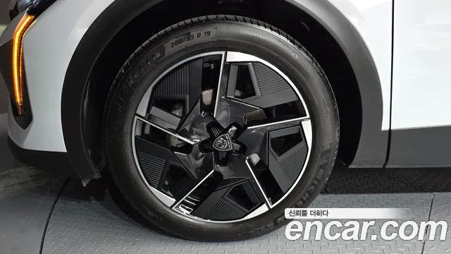 Peugeot 408 — Фото автомобиля 5