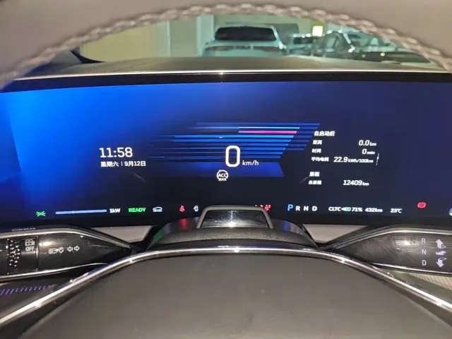 Cadillac Optiq — Фото автомобиля 11