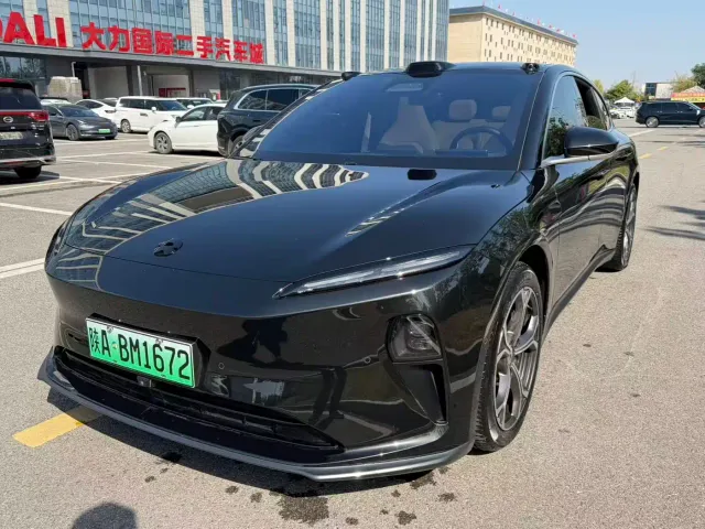 Фотография автомобиля — Nio ET5 Touring