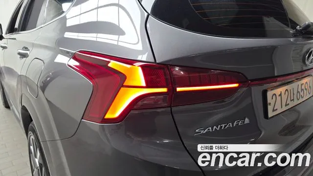 Hyundai Santafe Новый Santa Fe Бензин 2.5T 2WD — Фото автомобиля 21