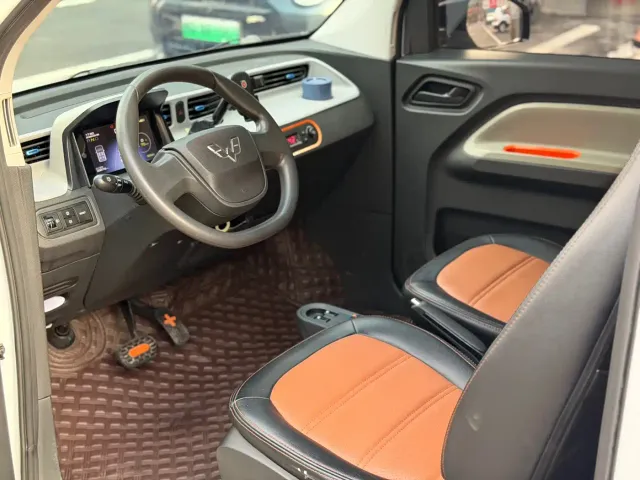Wuling Hongguang Mini EV — Фото автомобиля 5