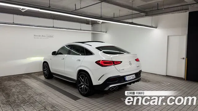 Mercedes-Benz GLE-Class — Фото автомобиля 2