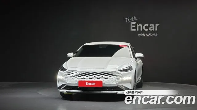 Kia K8 Hybrid — Фото автомобиля 3