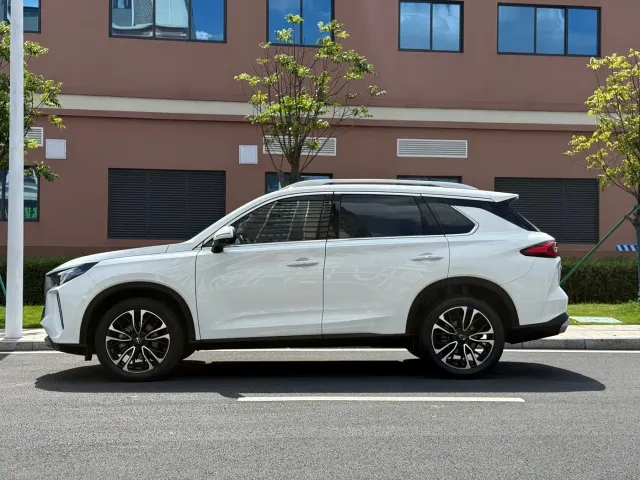 GAC Trumpchi GS4 PLUS — Фото автомобиля 4