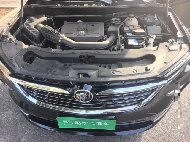 Buick Enclave — Фото автомобиля 16