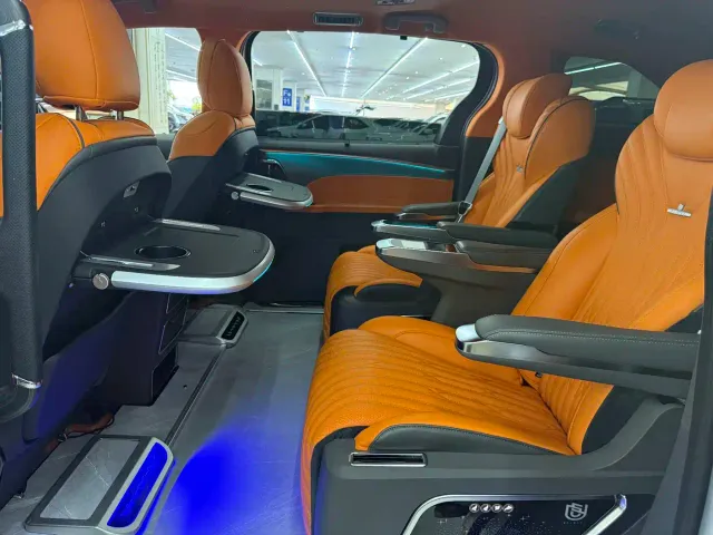 Toyota Granvia — Фото автомобиля 11