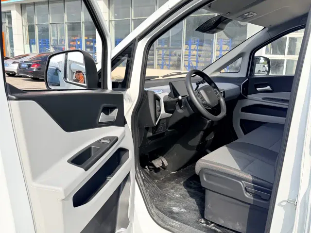 Changan Kuayue Kua Yue Xing Guang EV — Фото автомобиля 15