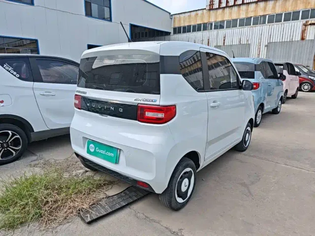 Wuling Hongguang Mini EV — Фото автомобиля 6