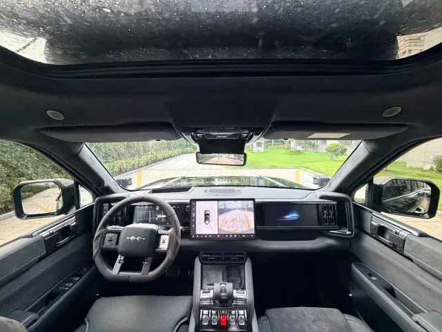 BYD FangChengBao Leopard 5 — Фото автомобиля 14