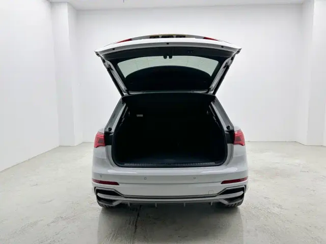 Audi Q3 — Фото автомобиля 9