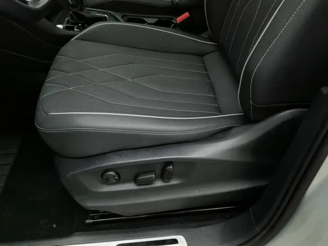 Volkswagen Tiguan L — Фото автомобиля 20