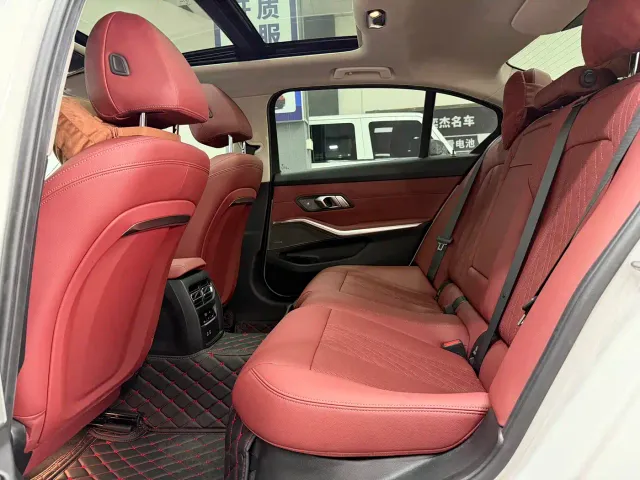 BMW 3 Series — Фото автомобиля 6