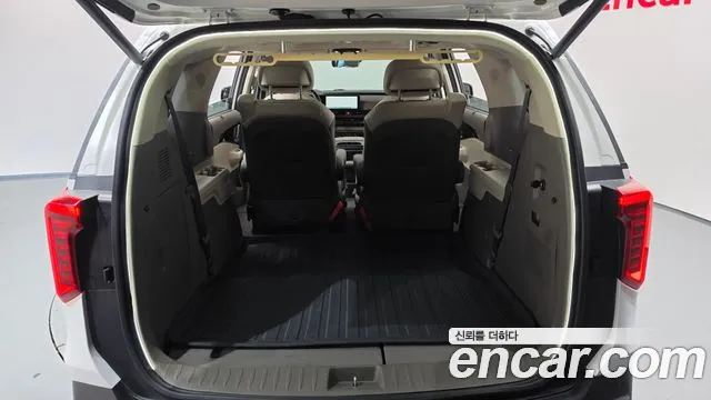 Kia Carnival 4th Gen — Фото автомобиля 25