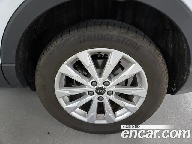 Audi Q3 40 TFSI quattro — Фото автомобиля 20