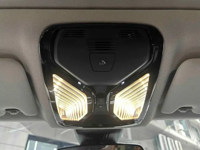 BMW i3 — Фото автомобиля 14