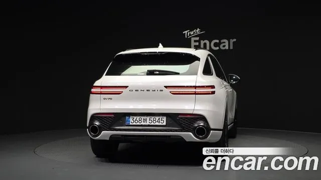 Genesis GV70 2.5T Бензин 2WD — Фото автомобиля 4