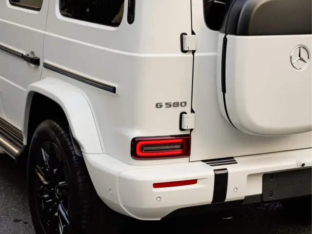 Mercedes-Benz G-Class — Фото автомобиля 6