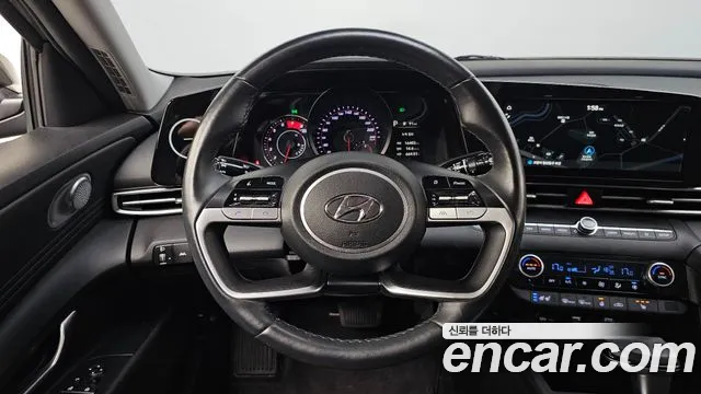 Hyundai AVANTE Avante (CN7) — Фото автомобиля 11