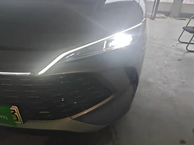 BYD Song L DM-i 2025 Smart Drive 160km Premium — Фото автомобиля 23